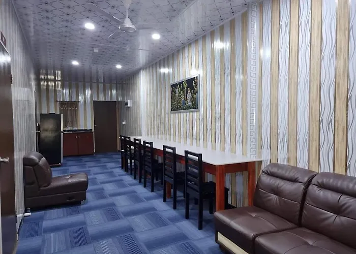 Al - Minhaj Service Apartments